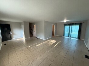 3442 Seine Ct in Indianapolis, IN - Building Photo - Building Photo
