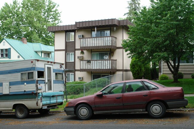 1110 W 10th Ave in Spokane, WA - Building Photo - Building Photo