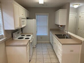 207 Evans Lake Dr in Evans, GA - Foto de edificio - Building Photo