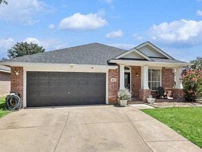 9800 Autumn Sage Dr in Fort Worth, TX - Building Photo - Building Photo