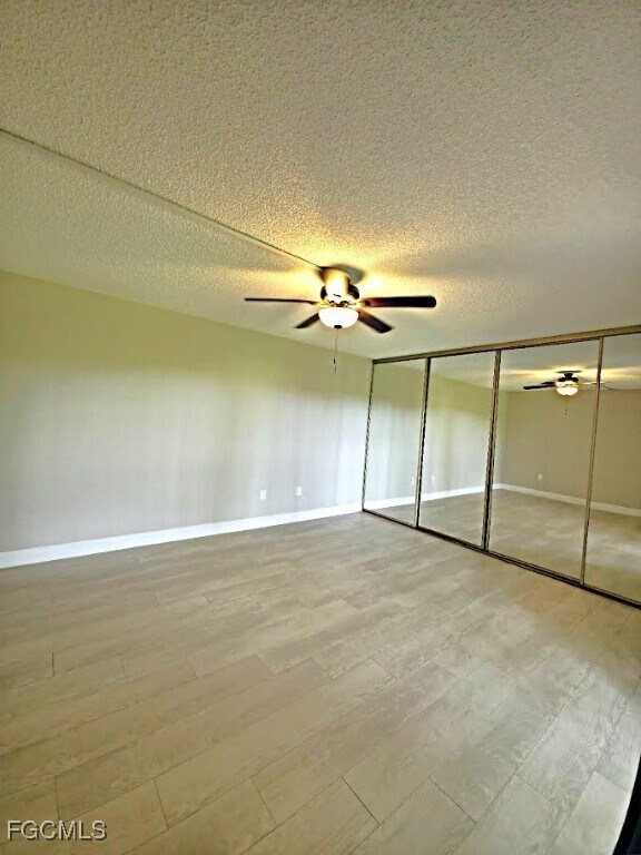 5249 Cedarbend Dr