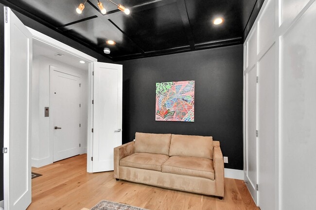 property at 2303 Yupon St