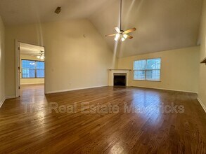 1720 Hawk Run Ln in Chattanooga, TN - Building Photo - Building Photo