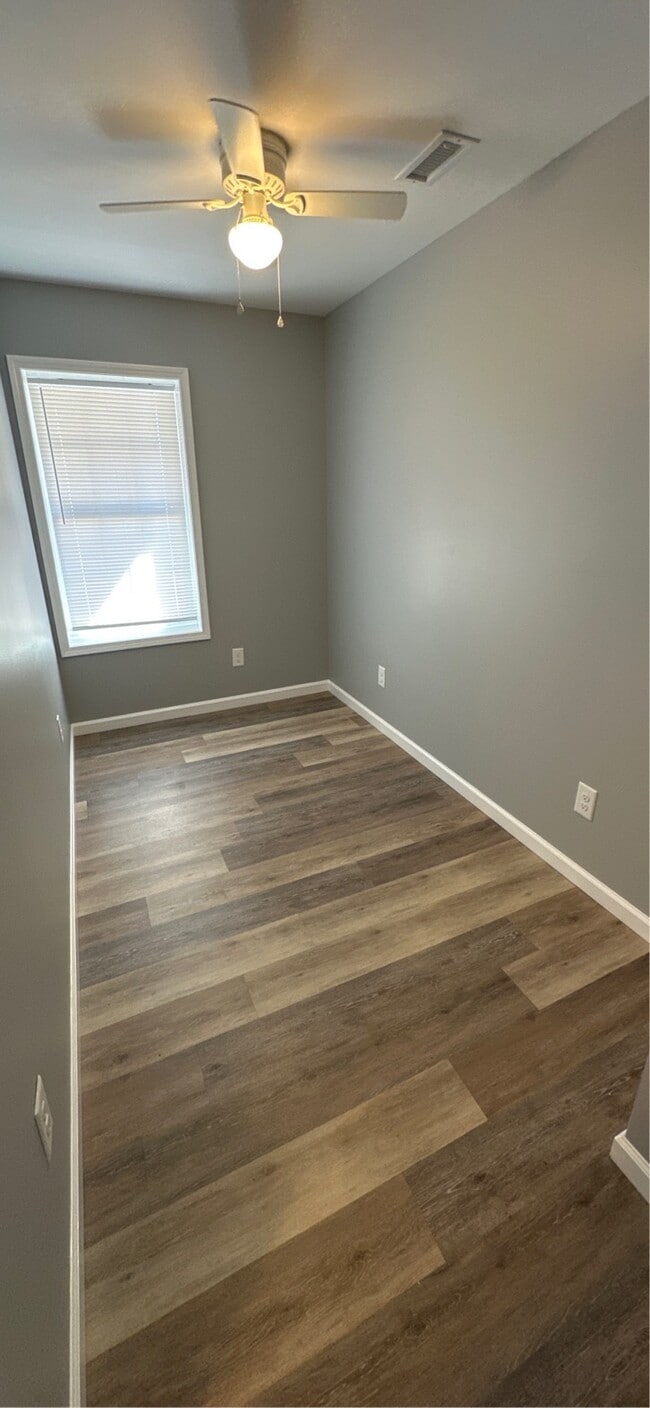 1208 N Church St in Portland, TN - Building Photo - Building Photo