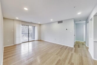 7802 Guildberry Ct in Gaithersburg, MD - Building Photo - Building Photo