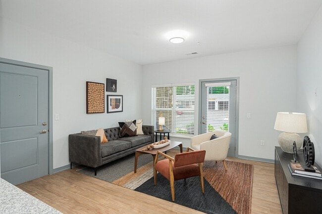 The Retreat at Canal Apartments in Canal Winchester, OH - Building Photo - Building Photo