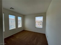 9366 Fitzwilliam Ave in Las Vegas, NV - Building Photo - Building Photo