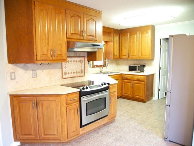 104 Victoria Dr in Madison, AL - Building Photo - Building Photo