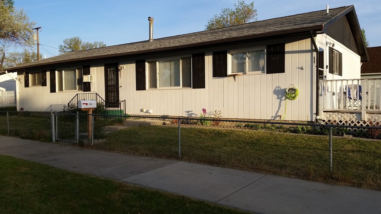 3305 5th Ave S in Billings, MT - Building Photo
