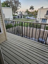 11999 Shakerwood Ln in Wellington, FL - Building Photo