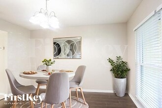 4729 Windflower Cir in Tampa, FL - Foto de edificio - Building Photo