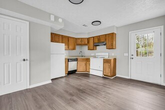 456 W Broad St in West Point, MS - Building Photo - Building Photo