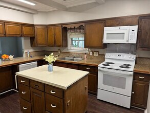 311 S Morgan Ave in Broussard, LA - Building Photo - Building Photo
