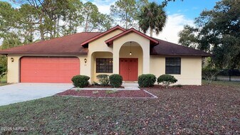 18 Warren Pl in Palm Coast, FL - Building Photo