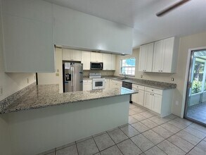 1320 SE Buckingham Terrace in Port St. Lucie, FL - Building Photo - Building Photo