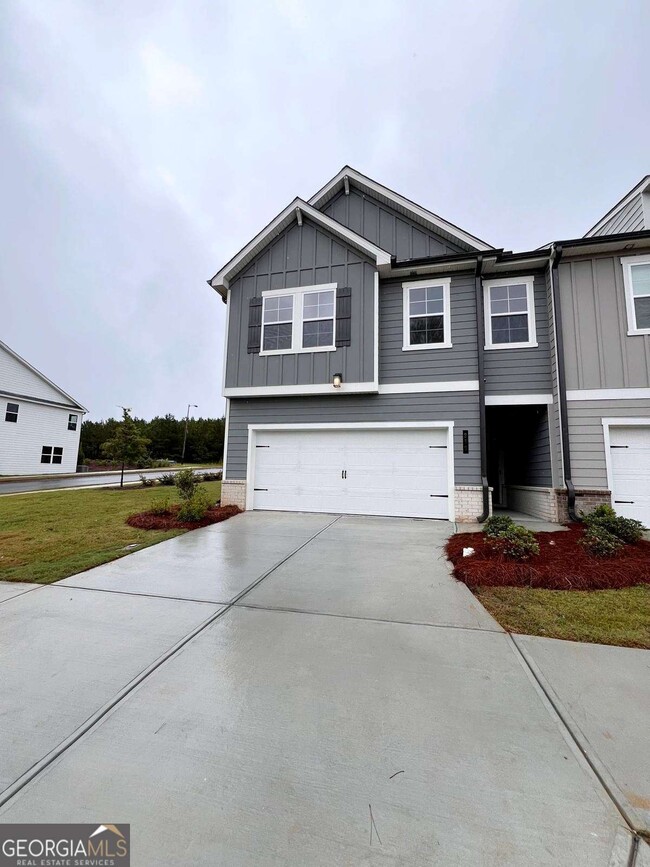 property at 250 Pt Pl Dr