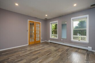 5 Sherwood Farms Ct in Stony Point, NY - Building Photo - Building Photo