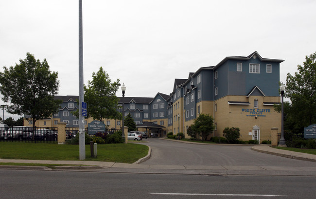 White Cliffe Terrace in Clarington, ON - Building Photo - Building Photo