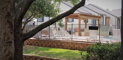 Park West Apartments in Fort Worth, TX - Building Photo - Building Photo