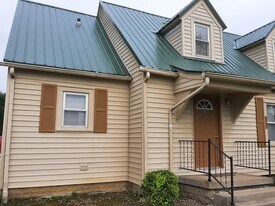 8382 S US Hwy 41, Unit 1 in Terre Haute, IN - Building Photo