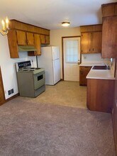 5442 Oakcrest Rd in Sumter, SC - Building Photo - Building Photo