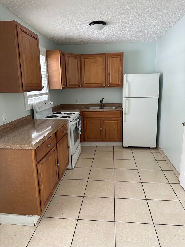 1026 White St Apartments and Nearby Key West Apartments For Rent Key