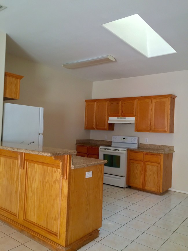 306 S Pacific Ave, Unit B in Edinburg, TX - Foto de edificio - Building Photo