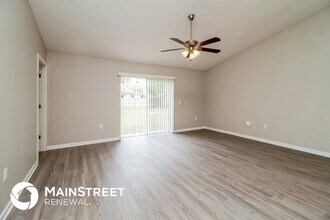 911 Louvre Ct in Kissimmee, FL - Building Photo - Building Photo