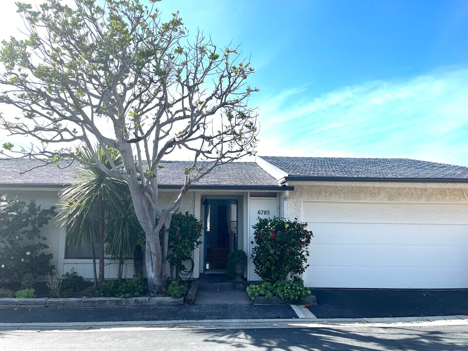 6785 Seawatch Ln, Unit 6785 in Malibu, CA - Building Photo