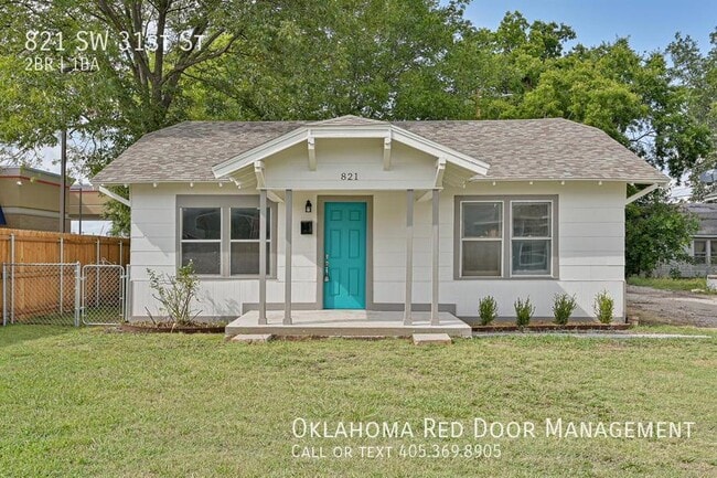 property at 821 SW 31st St