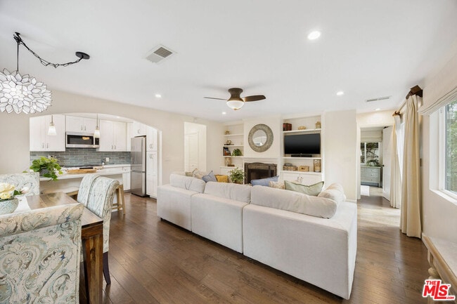 property at 1039 26th St