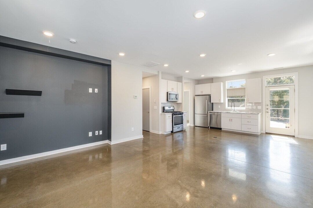 2512 Colbert Dr in Nashville, TN - Building Photo