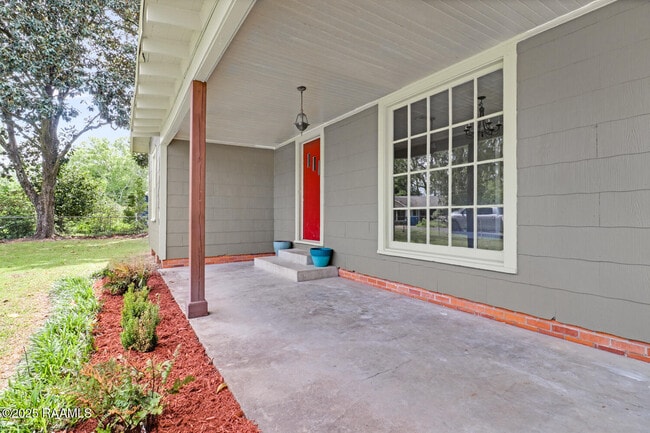 218 Bertrand St in Lafayette, LA - Building Photo - Building Photo
