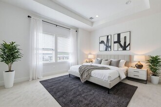 334 Eastwood St in Houston, TX - Building Photo - Building Photo