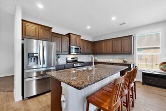 1213 Pacifica Trail, Unit C12 in Cleburne, TX - Building Photo - Building Photo