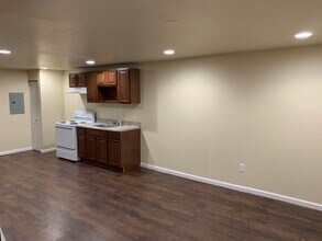 24 E Silver St in Philadelphia, PA - Building Photo - Building Photo