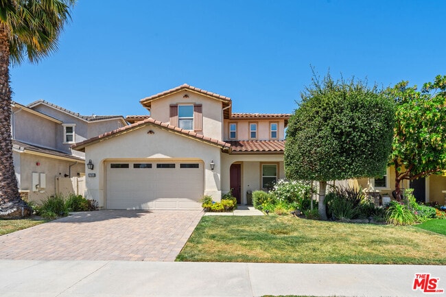 17053 Cantlay St in Los Angeles, CA - Building Photo - Building Photo