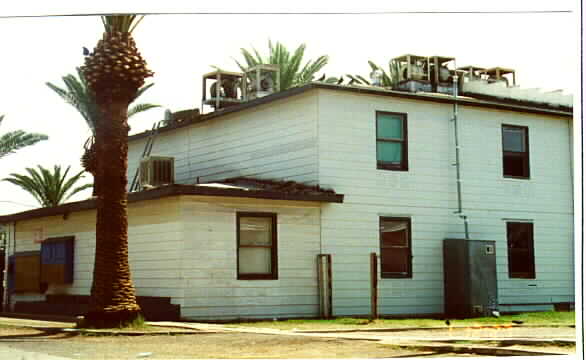 Sunset Manor in Phoenix, AZ - Building Photo - Building Photo