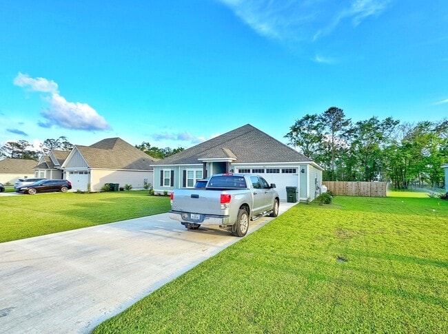 3017 Dowington Dr in Hahira, GA - Building Photo - Building Photo