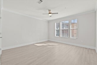 The Magnolia Living in League City, TX - Building Photo - Building Photo