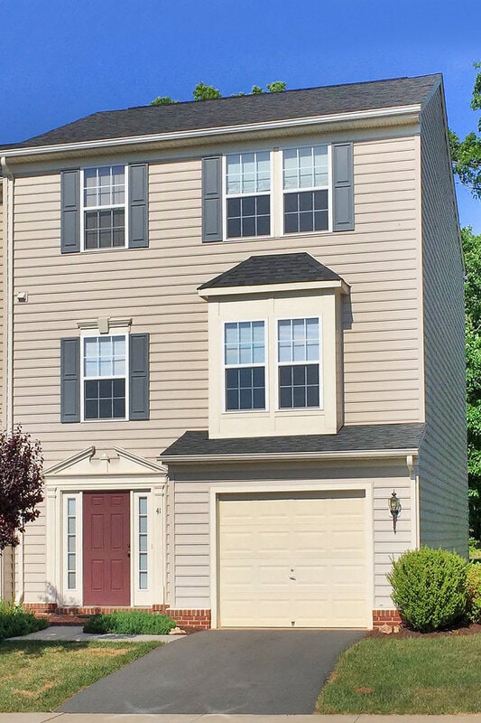 41 Pine Needle Way in Gordonsville, VA - Building Photo - Building Photo