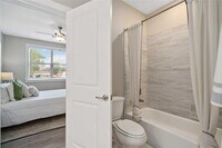 1620 Oak Tree Dr photo'