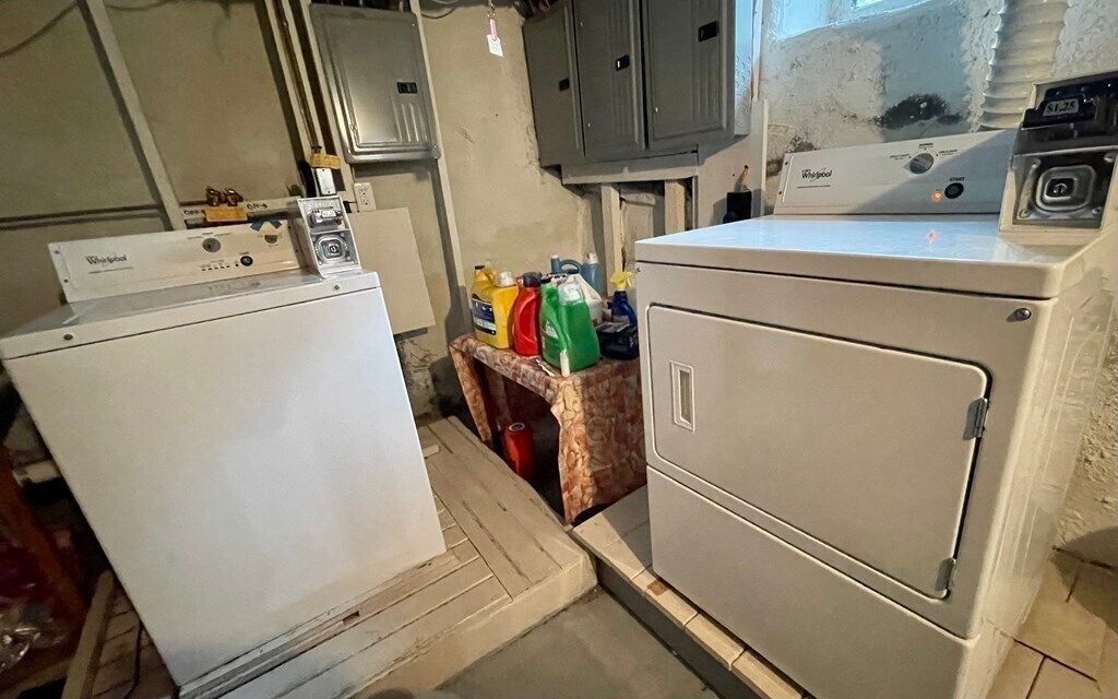 22 Coolidge Rd, Unit 2 in Boston, MA - Building Photo