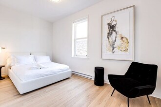 403 Avenue du Mont-Royal O in Montréal, QC - Building Photo - Building Photo