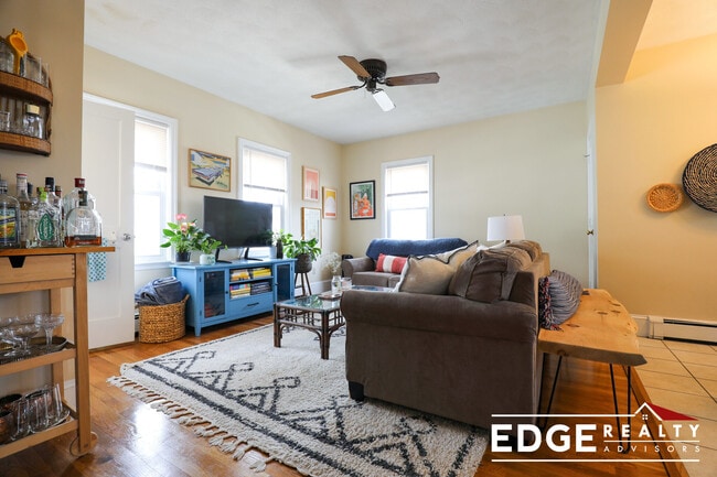 property at 3 Glenley Ter