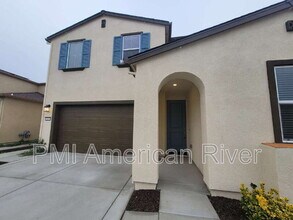 7431 Chadbourne Wy in Sacramento, CA - Building Photo - Building Photo
