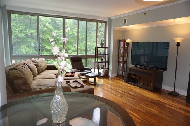 property at 800 Jackson St