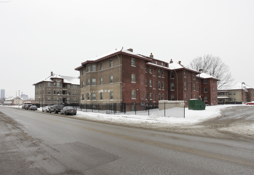 Chambers Court Apartments in Omaha, NE - Building Photo