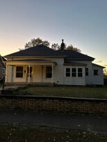 1104 S Brady St in Attica, IN - Building Photo