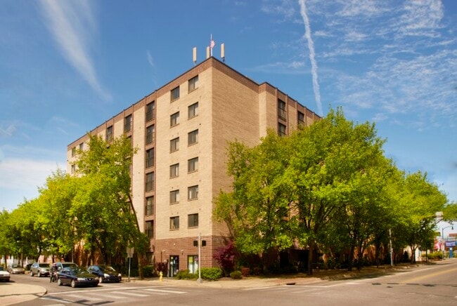 The Graduate Apartments in State College, PA - Building Photo - Building Photo